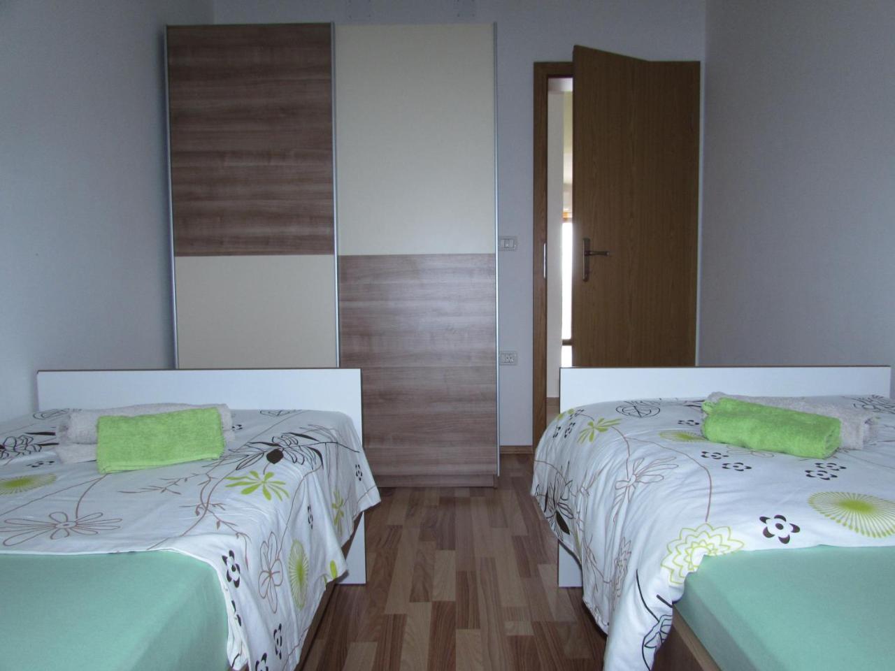 Apartments Goga Umago Esterno foto